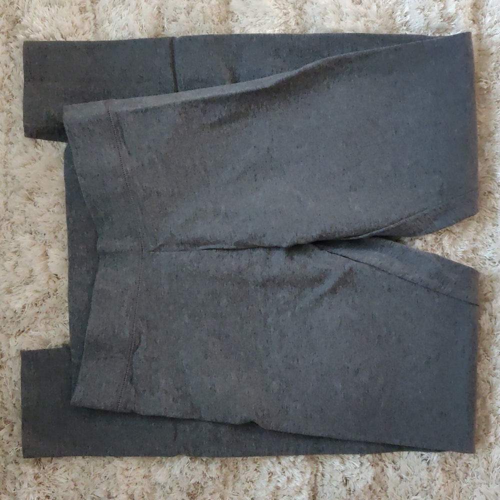 EUC Grey high rise leggings